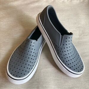 NATIVE Sz 10 Miles in Dublin Washable Ultralight Perforated Slip On EVA  Shoes
